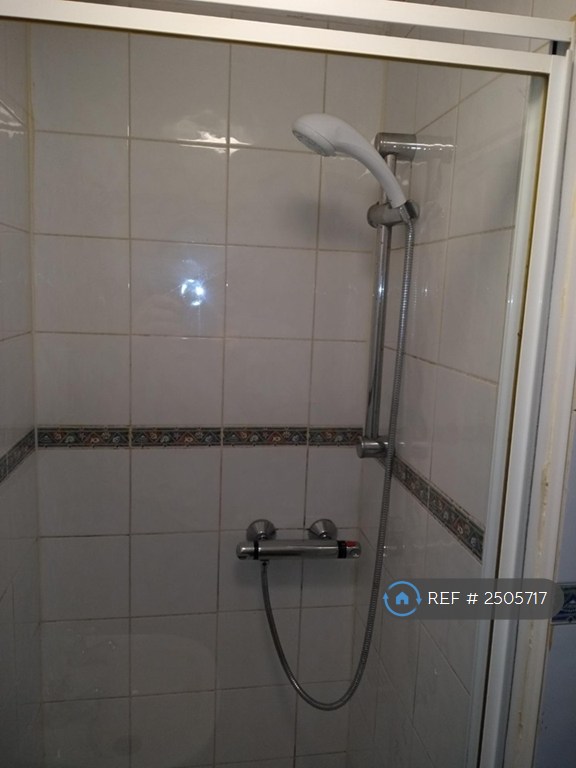 Studio flat in Kings Norton, Birmingham, B30 (#2505717)