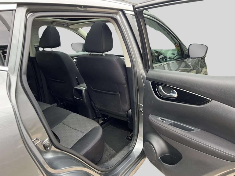 2017 Nissan Qashqai 1.2 DIG-T N-Connecta SUV 5dr Petrol XTRON 2WD Euro 6 (s/s) (115 ps) HATCHBACK...