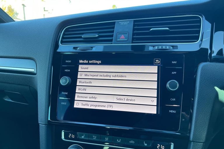 2018 Volkswagen Golf 2.0 TDI 184 GTD 5dr- Heated Front Seats Manual Hatchback Diesel Manual