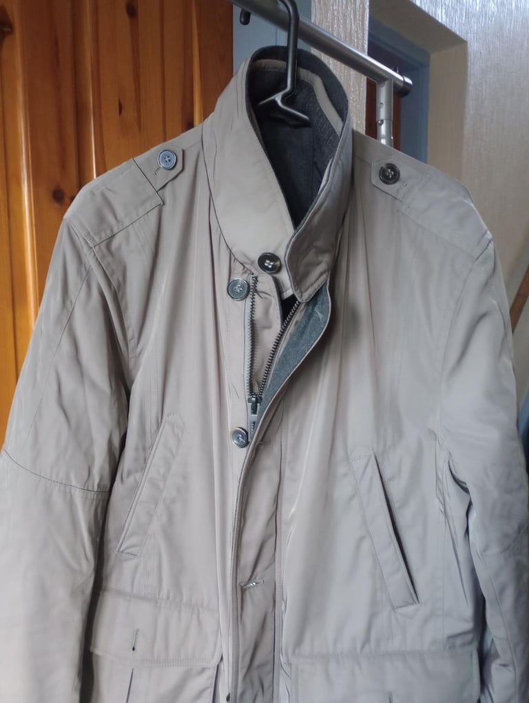 Men’s Heavy Duty Winter Coat – Size M/L 