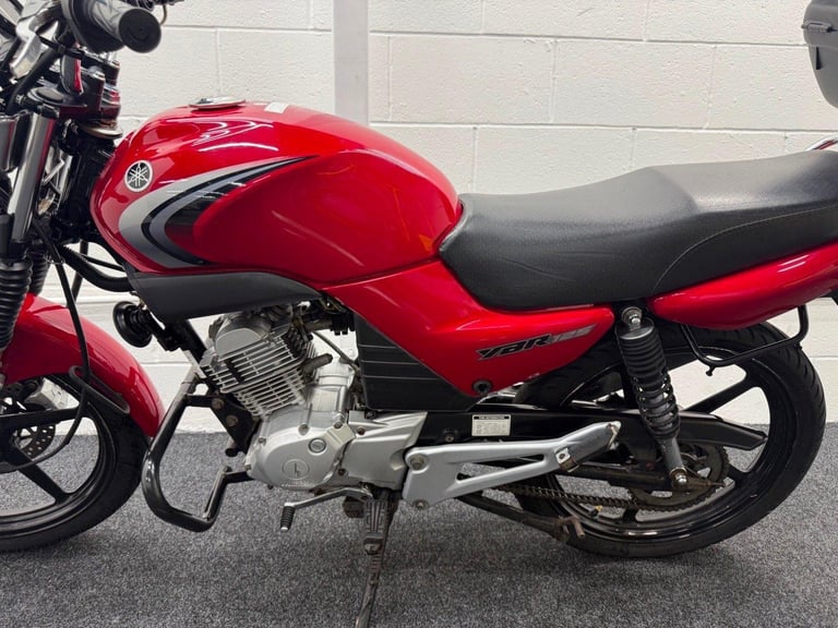 YAMAHA YBR125 - ONLY 7694 MILES! - LONG MOT - LEARNER BIKE 