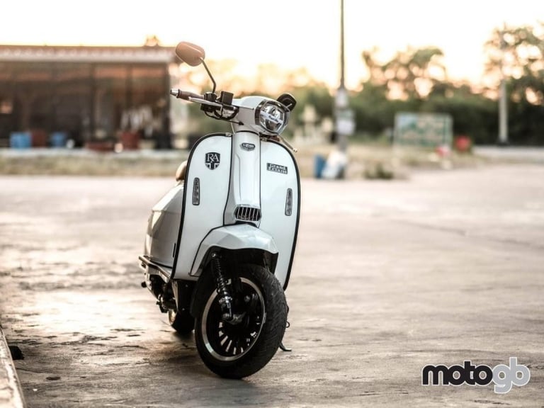 Royal Alloy GP 300cc ABS LC Modern Classic Retro Automatic Scooter For Sale