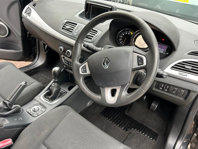 Renault, MEGANE, Hatchback, 2012, Manual, 1598 (cc), 5 doors