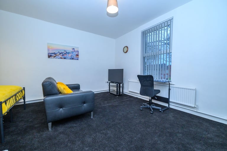 Long term stays Free parking Broadgreen Liverpool