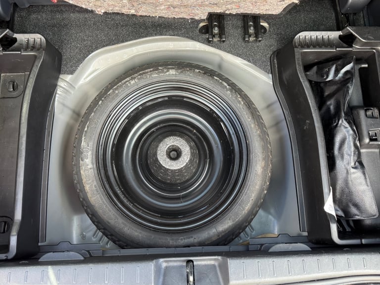 Toyota, YARIS, Hatchback, 2007, Semi-Auto, 1296 (cc), 3 doors