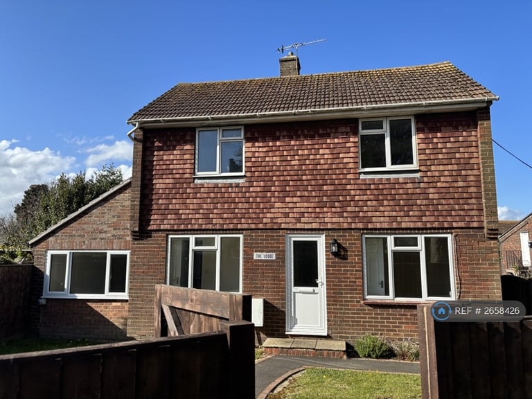 image for 4 bedroom house in Church Street, Bexhill-On-Sea, TN40 (4 bed) (#2658426)