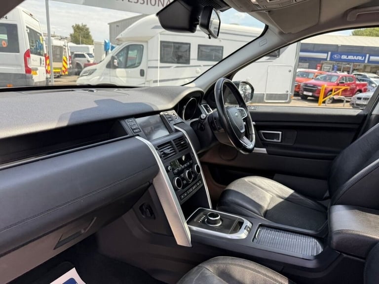 2018 Land Rover Discovery Sport 2.0 TD4 SE Tech SUV 5dr Diesel Auto 4WD Euro 6 (s/s) (180 ps) EST...