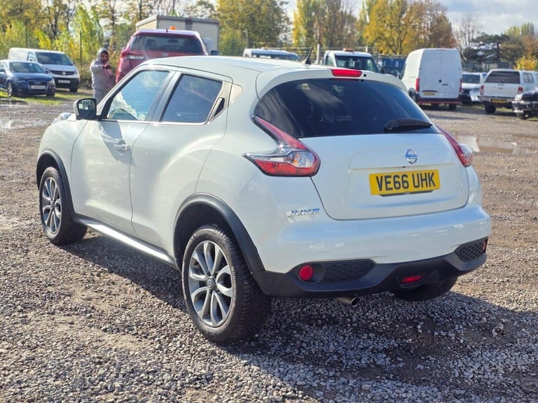2016 Nissan Juke 1.6 Tekna SUV 5dr Petrol XTRON Euro 6 (117 ps) SUV Petrol Automatic