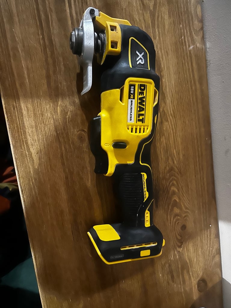 image for DeWalt multi tool 