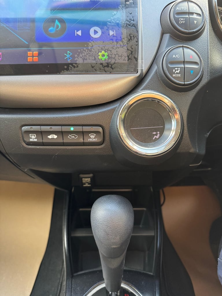 2012 Honda Fit JAZZ 1.5 SHUTTLE  5DR Estate Petrol Automatic