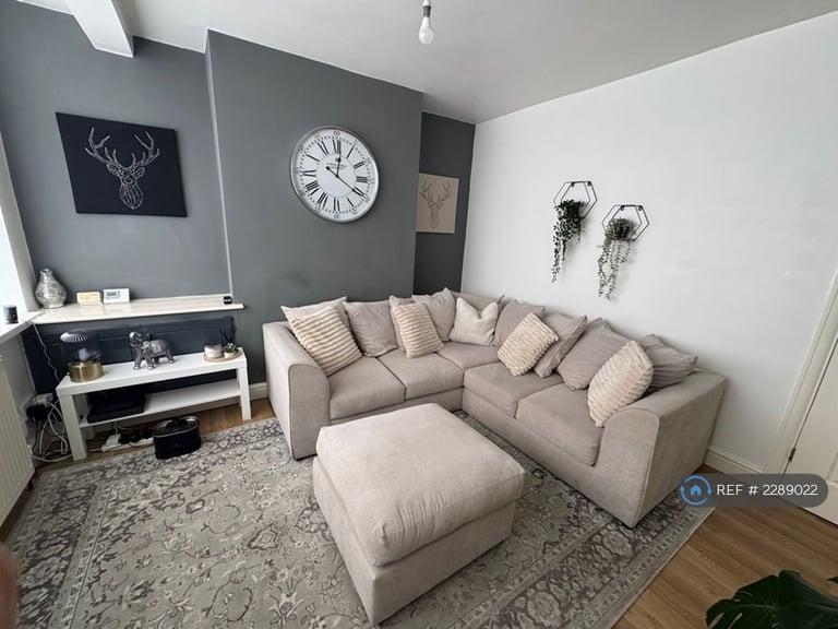 3 bedroom house in Welbeck Avenue, Manchester, OL9 (3 bed) (#2289022)