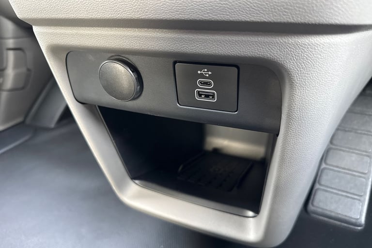 2025 Volkswagen Transporter T28 Panel Van Commerce Pro SWB 110 PS 2.0 TDI 6sp Manual -  Camper Sp...
