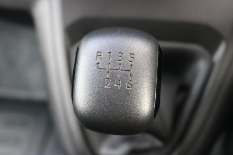 2019 Peugeot Traveller Business Long (9 Seat) Manual MPV Diesel Manual