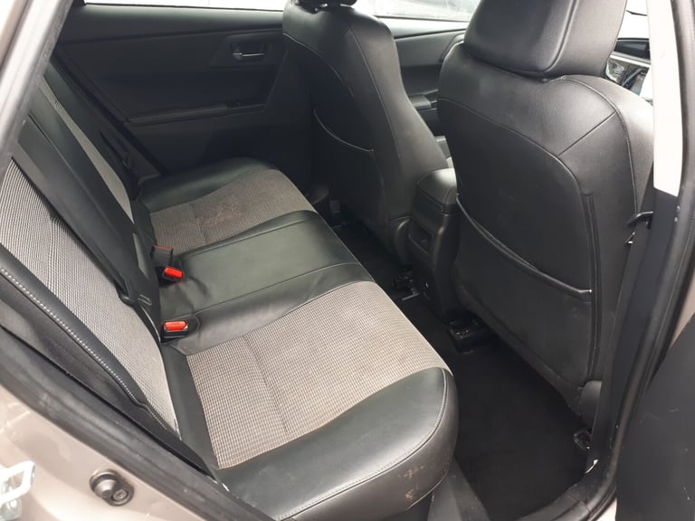 2016 Toyota Auris Estate 1.8 Hybrid Excel CVT Automatic 5-Door From £11,195 + Retail Package ESTA...