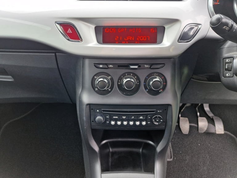 2016 Ford Grand C-MAX 1.5 TDCi Zetec MPV 5dr Diesel Manual Euro 6 (s/s) (120 ps)