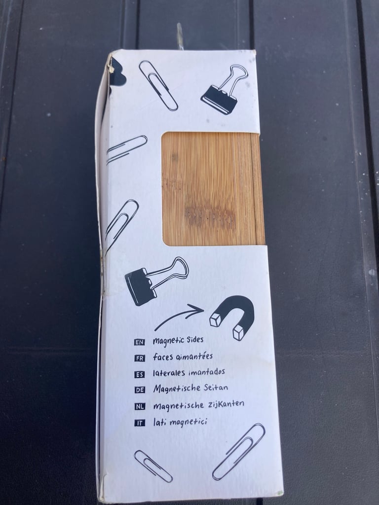Pen holder not used