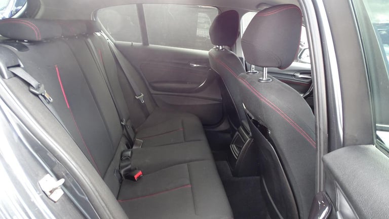 BMW 1 SERIES 2.0 118d Sport 5-door Grey Manual Diesel 2014