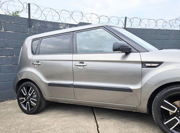 2011 Kia Soul 1.6 CRDi Tempest Auto Euro 4 5dr HATCHBACK Diesel Automatic