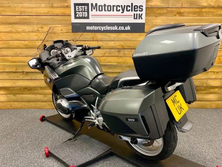 SUPERB CONDITION 2015 BMW R1200RT LE, FSH, 12 MONTHS NATIONWIDE WARRANTY