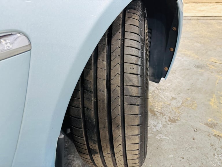 2013 Jaguar XF 3.0d V6 Luxury 4dr Auto [Start Stop] SALOON DIESEL Automatic