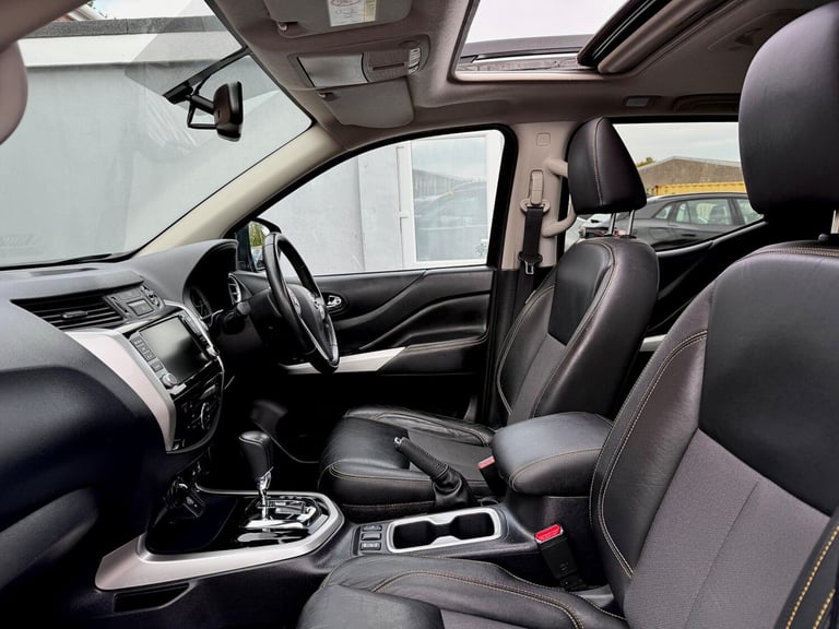 2020 Nissan Navara 2.3 dCi N-Guard Auto 4WD Euro 6 4dr PICK UP Diesel Automatic