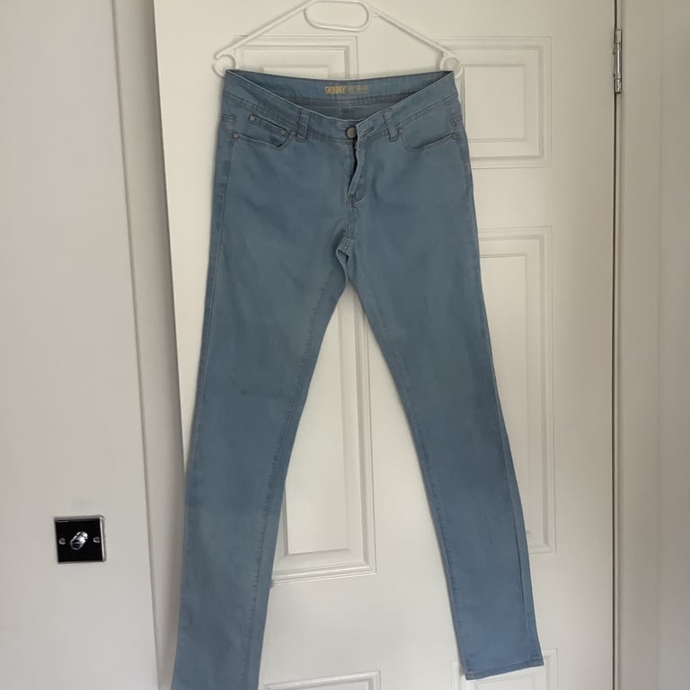 Reduced Buy all the clothing item as job lot Lady’s light colour jeans straight leg size 10