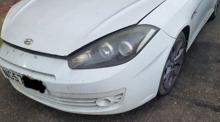 Hyundai Coupe S 111 Front Bumper White 2007
