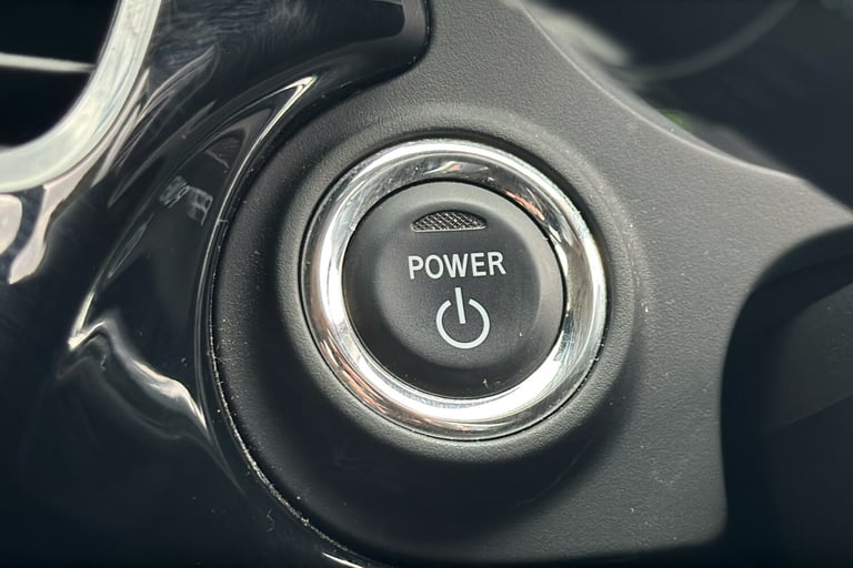  Mitsubishi Outlander PHEV 2.0h 12kwh 4hs Suv 5dr Petrol Plug In Hybrid CVT 4wd