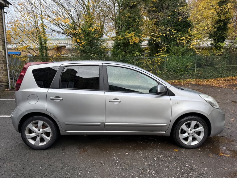 NISSAN NOTE 1.6 TEKNA AUTOMATIC SAT NAV REVERSE SENSORS 