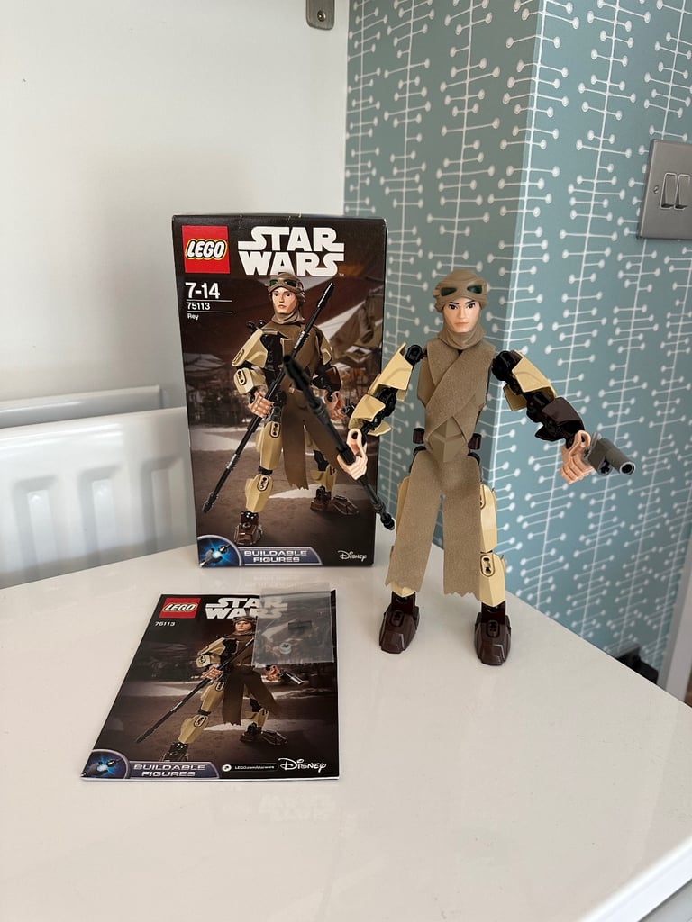 Retired LEGO STAR WARS Rey Buildable Figure #75113 - Built With Box And Instructions
