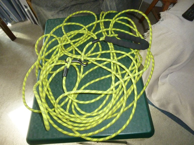 A 100m long dog training lead as new.