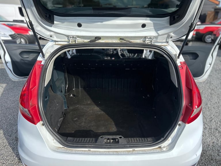 Ford Fiesta Van QUICK SALE