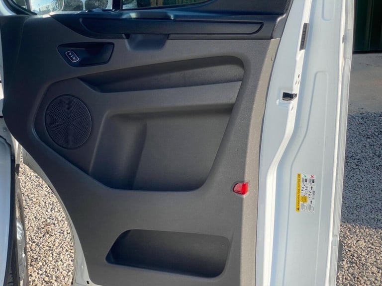 2018 Ford Transit Custom 2.0 TDCi 130ps Low Roof Van PANEL VAN DIESEL Manual
