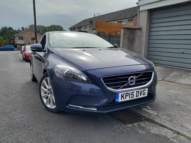2015 Volvo V40 D2 SE Lux Nav 5dr Powershift HATCHBACK Diesel Automatic