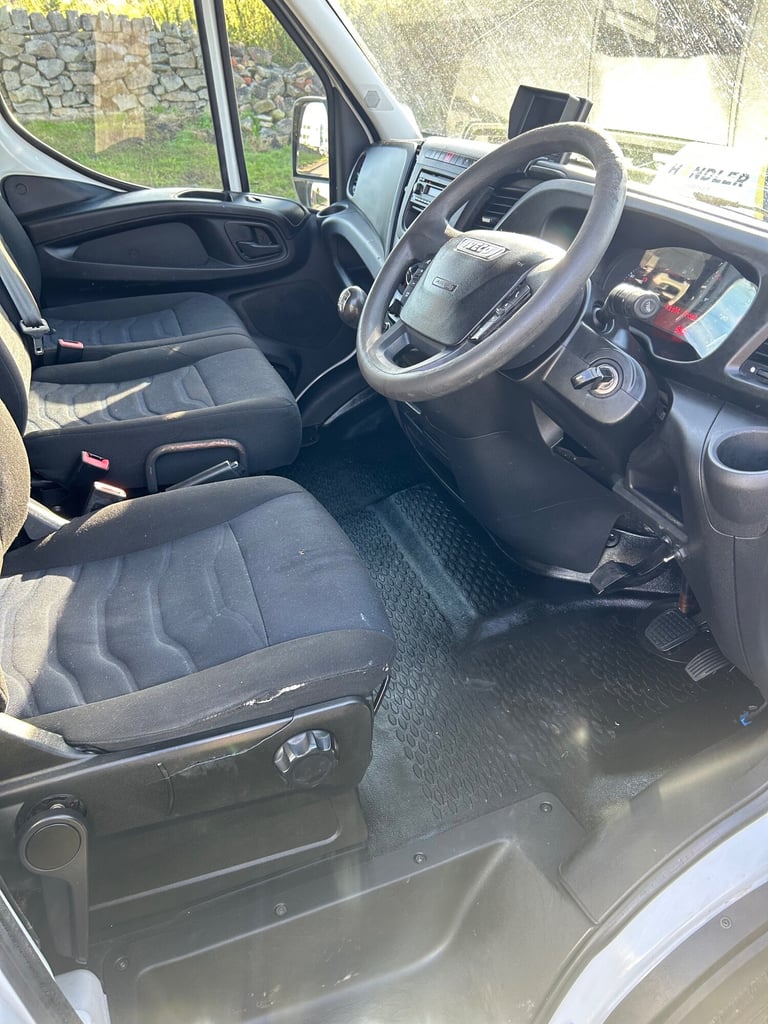 2018 Iveco Daily 2.3 Chassis Cab 3450 WB Hi-Matic CHASSIS CAB Diesel Manual