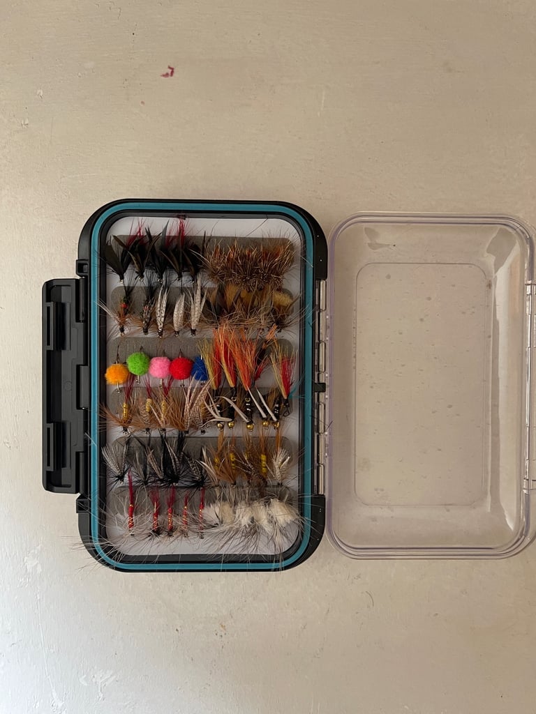 Fly Fishing Box - 110 Assorted Flies + Waterproof Case