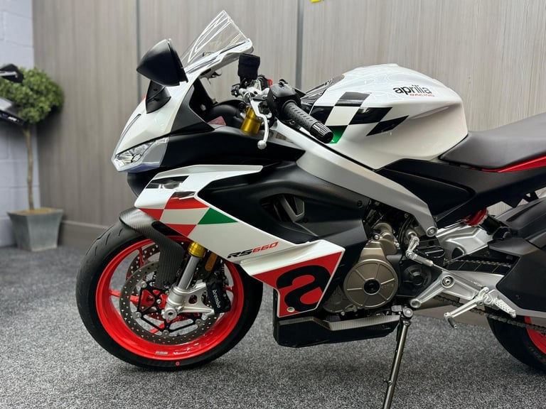 2024 74 Aprilia RS660 EXTREMA ABS - SC PROJECT SYSTEM - 713 MILES!