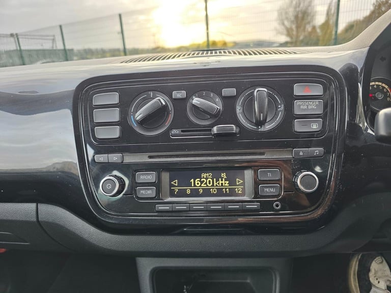 2013 Volkswagen up! 1.0 High up! ASG Euro 6 5dr Hatchback Petrol Automatic