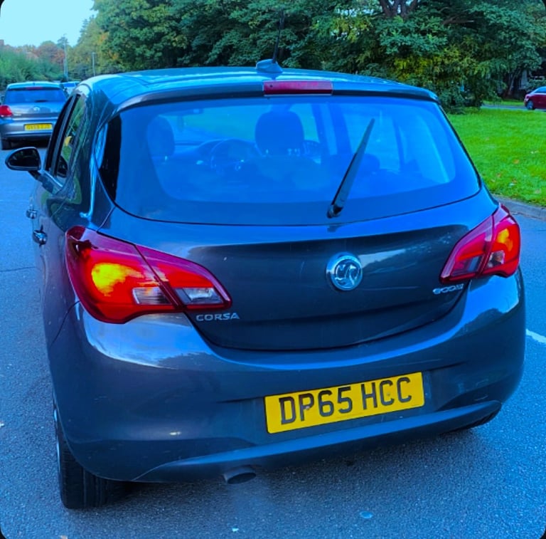 corsa 1.0 litre £20 tax year 12 month mot great runner 