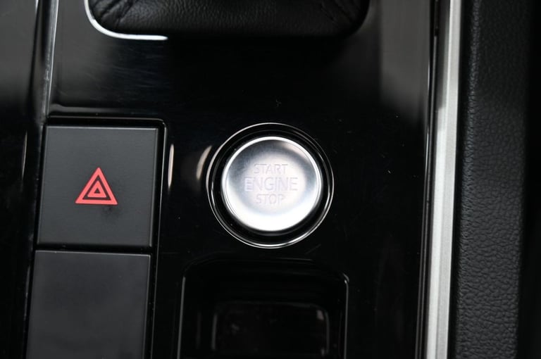 2018 68 VOLKSWAGEN TOUAREG 3.0 TDI V6 R-LINE SUV 5DR DIESEL TIPTRONIC 4MOTION EU