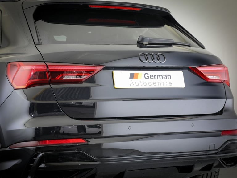 2022 Audi Q3 1.5 TFSI CoD 35 Black Edition SUV 5dr Petrol Manual Euro 6 (s/s) (150 ps) Petrol Manual