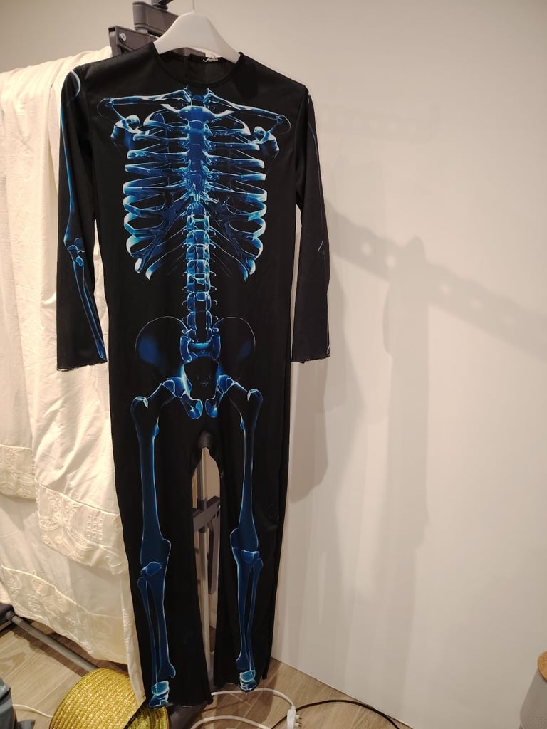 Skeleton Halloween outfit teenager adult