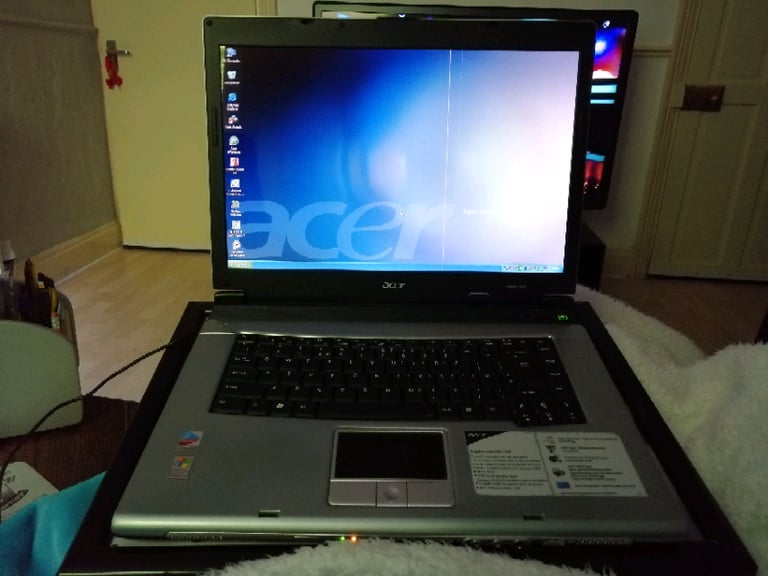 Acer 1642WLMi 15.4" laptop spares or repair