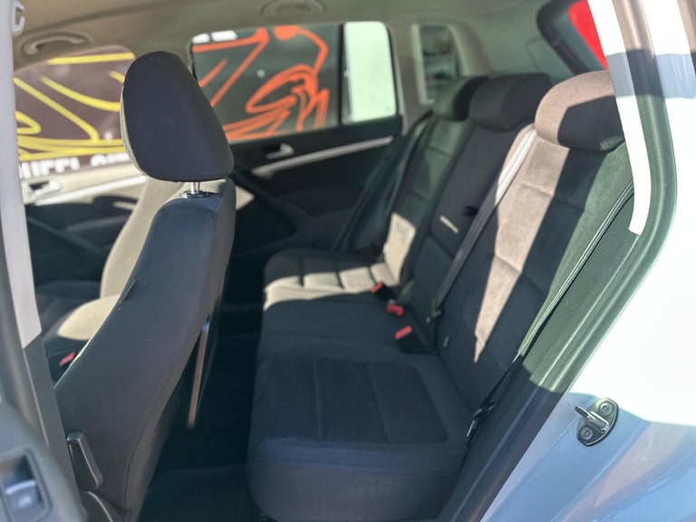 2015 Volkswagen Tiguan 2.0 TDI BlueMotion Tech Match Edition DSG 4WD Euro 6 (s/s) 5dr ESTATE Dies...
