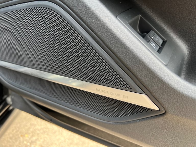 2022 72 Audi A8 3.0 V6 TFSie 60 S-Line Quattro 462ps