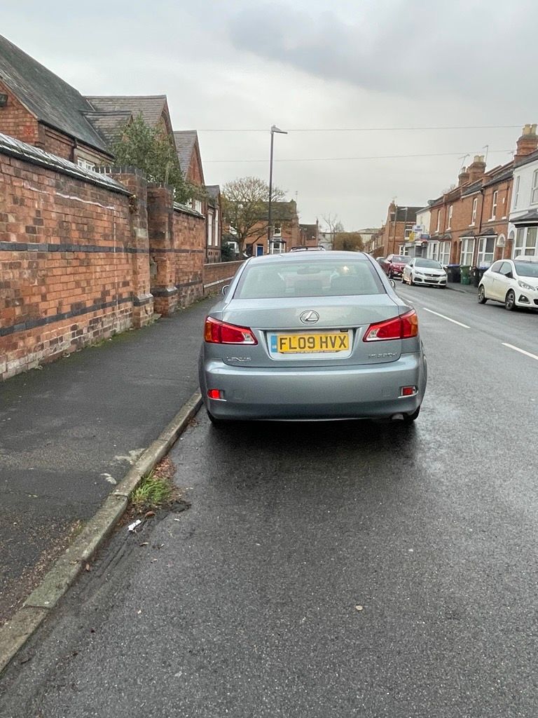 Lexus IS 220d SE – 2009 – Full Service & MOT until November 2026 – £2,400