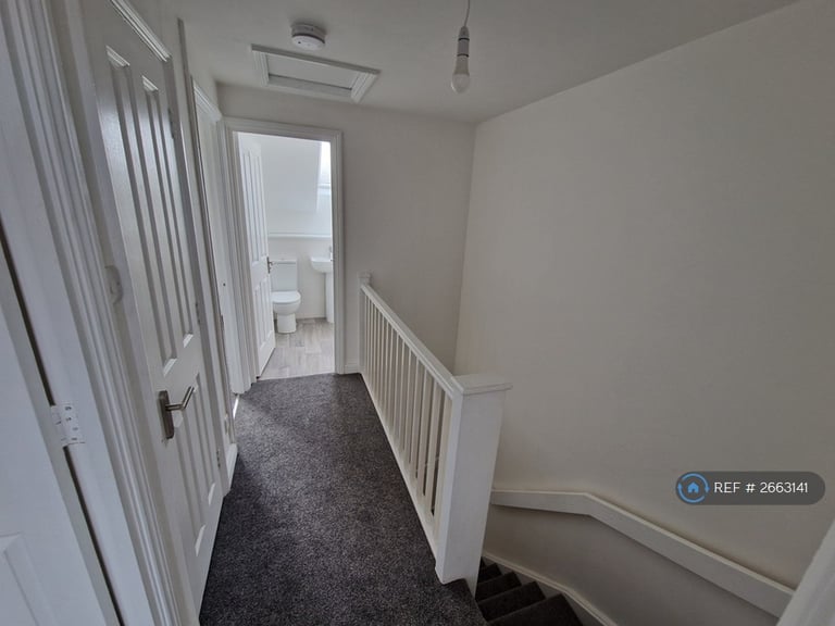 3 bedroom house in Sir Charles Square, Newport, NP10 (3 bed) (#2663141)