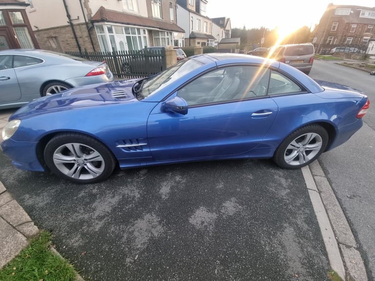 2010 Mercedes-Benz SL SL 350 2dr Tip Auto CONVERTIBLE Petrol Automatic