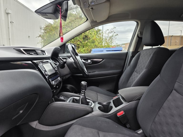 2016 Nissan Qashqai 1.5 dCi N-Connecta 5dr Euro 6 ULEZ CAZ HATCHBACK Diesel Manual