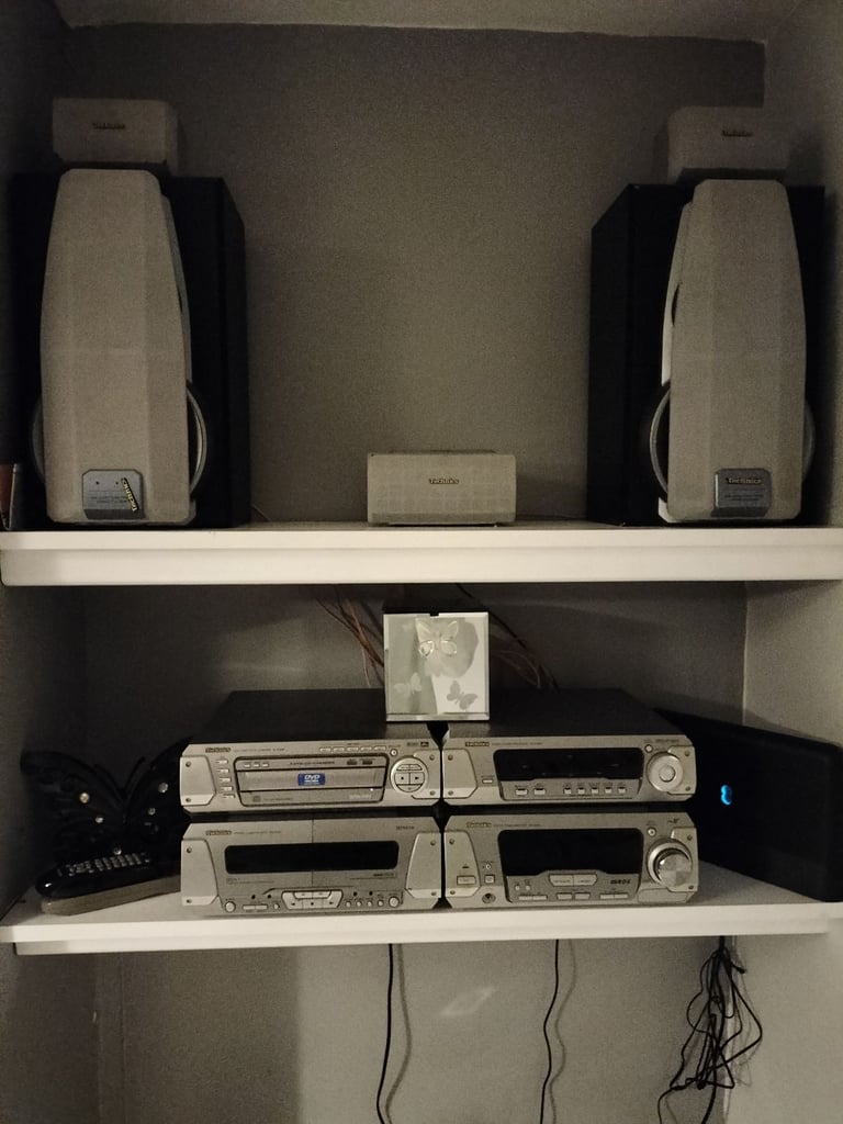 Technics separates